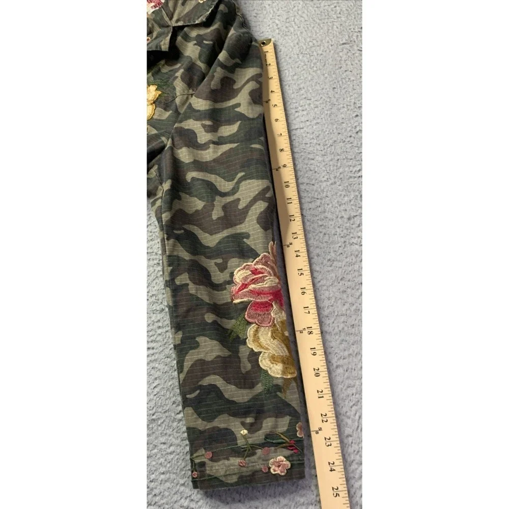 Paparazzi Jacket Womens XLarge Floral Embroidered Camo Button By Biz Enterprises - Picture 4 of 8